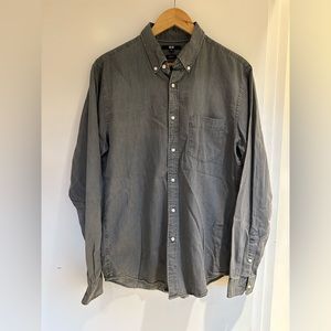 Uniqlo light denim style shirt